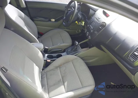 2016 Kia Forte Lx из США, поврежденный, VIN KNAFX4A60G5609955